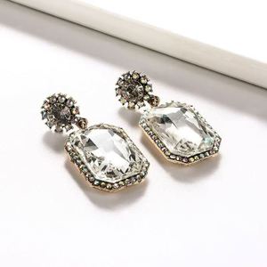 Pendientes de Botón Geométricos Clásicos Chapados en Oro con Cristales Cuadrados de Varios Colores, para Mujer, Estilo Cristiano, de Lujo, para Boda - Product Image 5