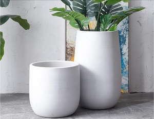 Jarrón de Cerámica Blanco Hecho a Mano en Jingdezhen, China, de Lujo, Contemporáneo, Ecológico, Hermético, Grande, para Mesa, Ideal para Pascua - Product Image 4