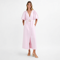 Robe midi rose pour femme, col en V, boutonnée sur le devant, manches bouffantes, ceinturée, coupe trapèze avec poches, vente en gros