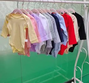 Macacão de bebê recém-nascido de malha de algodão branco personalizado, macacão de bebê liso atacado, roupas para bebês de 0 a 3 meninos de 0-3 meses