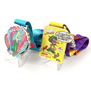 Medallas personalizadas de trote de pavo de 1er lugar para estudiantes de Bádminton de gimnasia Carnaval León Pharos Técnica de fundición de metal Deportes UV - Product Image 5