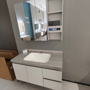 Meuble de salle de bain intelligent gris chaud avec rangement, double tiroir et double porte, lavabo blanc - Product Image 2