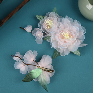Nouvelle pince à cheveux en forme de pivoine rose dégradée, style chinois traditionnel, design original, faite à la main, estampillée à chaud, avec tige souple, pour coiffure Hanfu - Product Image 3