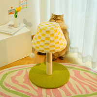 Nouveau Design Robuste et Durable Tour d'activités pour chat en forme de lampe de bureau, Griffoir moderne en peluche à carreaux pour chat, Meuble pour animaux de compagnie en promotion