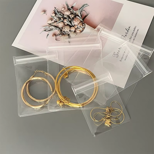 Pochettes à bijoux transparentes givrées avec fermeture éclair, sacs de rangement rectangulaires anti-poussière pour la présentation et la vente au détail de bijoux - Product Image 6