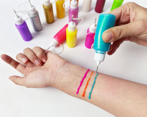 Venta al Por Mayor Suministros a Granel de Pegatinas de Pintura Corporal con Purpurina a Base de Agua en Colores Navideños para Fiestas y Pintura Facial - Product Image 5