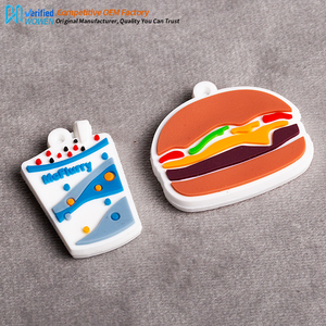 Tùy chỉnh cao su Logo cho quần áo Silicone tag 3D nổi Silicone cao su Móc Chìa Khóa quần áo cổ áo túi PVC móc áo thẻ - Product Image 5