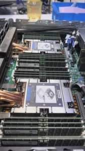 Servidores en Rack 2U con Procesadores AMD EPYC 100% Nuevos, <span class=keywords><strong>Lenovo</strong></span> <span class=keywords><strong>ThinkSystem</strong></span> SR665 V3 - Product Image 5