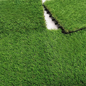 Vert doux maison jardin décor gazon synthétique faux gazon emboîtement tapis de sol carreaux de <span class=keywords><strong>pelouse</strong></span> artificiels - Product Image 3
