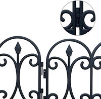 Vente en gros Clôture décorative extérieure en plastique noir Simulation de clôture de jardin en fer Panneaux de chemin de paysage légers