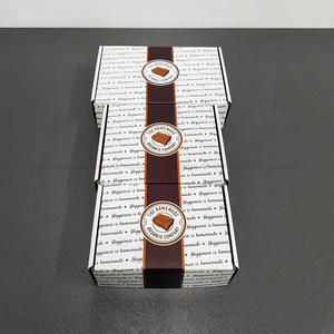 <span class=keywords><strong>Caja</strong></span> <span class=keywords><strong>de</strong></span> Regalo <span class=keywords><strong>de</strong></span> Papel Premium Personalizada <span class=keywords><strong>para</strong></span> Postres Festivos con Banda Decorativa y Sello <span class=keywords><strong>de</strong></span> Marca <span class=keywords><strong>para</strong></span> Empaque <span class=keywords><strong>de</strong></span> Dulces Navideños - Product Image 6