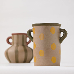 <span class=keywords><strong>Vase</strong></span> en céramique de <span class=keywords><strong>porcelaine</strong></span> avec deux poignées, design unique et rustique, peint <span class=keywords><strong>à</strong></span> la main, pour la maison, l'hôtel, le café, le restaurant, la salle de séjour, la salle de réunion - Product Image 1