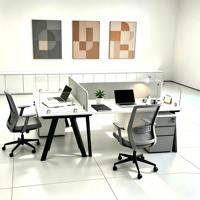 Bureau de travail modulaire en bois moderne à 3 postes pour immeuble de bureaux