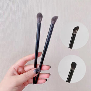 Pinceaux <span class=keywords><strong>de</strong></span> Maquillage Professionnels pour les Yeux : Kit Complet pour le <span class=keywords><strong>Contour</strong></span>, le Correcteur et les Ombres à Paupières – Idéal pour les Femmes - Product Image 1