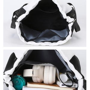 Bolsa de Gimnasio Ligera y Moderna, Nueva Mochila Impermeable con Cordón de Gran Capacidad, Diseño Plegable con Bolsillo para Ciclismo - Product Image 3