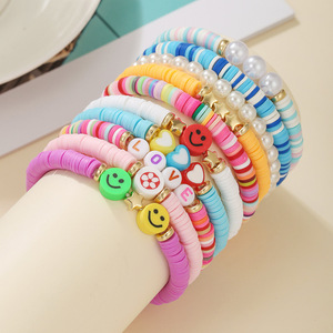Ensemble de bracelets empilables en pâte polymère colorée avec breloques Smiley et cœurs pour femme, bijoux cadeau, origine Yiwu - Product Image 1