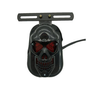 Accessoires pour motos, feu arrière de moto avec support, feu arrière, feu arrière en forme de visage de fantôme - Product Image 6