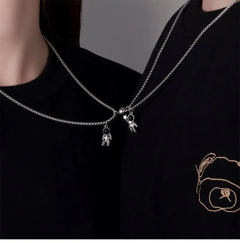 Astronaut Magnetic Heart Pendant Couple Necklaces For Women Men Lovers Best Friend Spaceman Pendant Necklace Jewelry