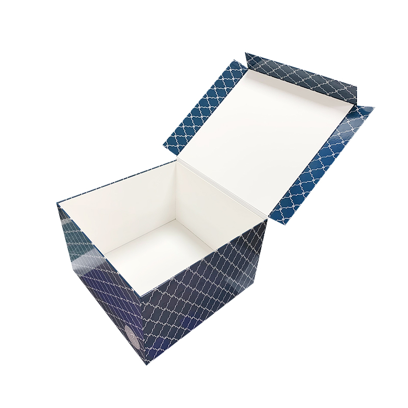 Customize Large Black Foldable Magnetic Closure Luxury Gift Cardboard Shipping Paper Box For Clothes Clothing T-shirt Packaging