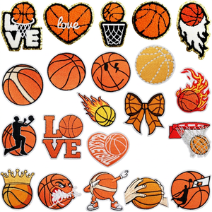 Patchs de basket-ball 3D en PVC gaufré, thermocollants, en forme de cœur, pour vêtements, sweats à capuche et casquettes, avec logo d'équipe sportive DIY tendance, thème de jeu - Product Image 1