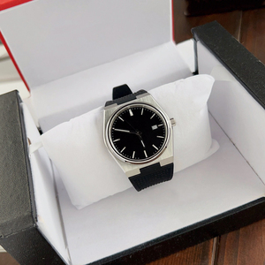 Montre à quartz pour homme avec bracelet en acier intégré, boîtier tonneau, verre saphir, étanche, cadran lumineux, montre sport - Product Image 5