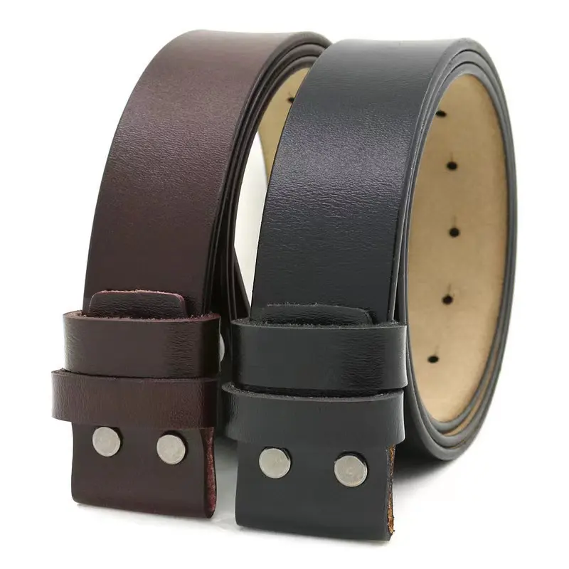 Ceinture en cuir de vache avec trous et clous