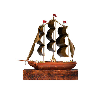 Ornement de bateau à voile en cuivre, design traditionnel, décoration de bureau, cadeau de bureau, atelier d'art en cuivre - Product Image 1
