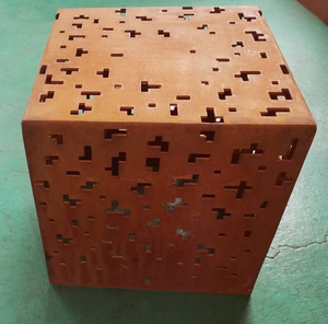 Lámpara de Jardín Geométrica Moderna de Acero Corten, Columna de Luz Cuadrada para Patio Contemporáneo - Product Image 5