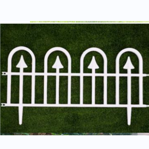 Vente en gros <span class=keywords><strong>pas</strong></span> <span class=keywords><strong>cher</strong></span> Accessoires de bordure de jardin Mini <span class=keywords><strong>clôture</strong></span> en plastique blanc <span class=keywords><strong>Piquet</strong></span> décoratif pour arbres de Noël - Product Image 1