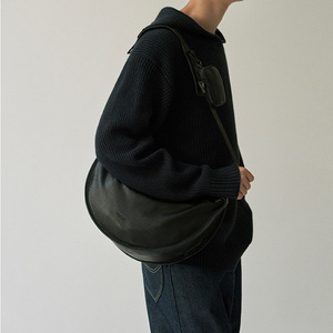 Nueva Colección al por Mayor, Bolsa Cruzada de Cuero Cuadrada Horizontal de Estilo Japonés Retro Simple para Hombre, Bolsa de Viaje Moderna con Stock - Product Image 1