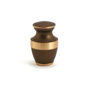 Vente chaude de haute qualité fabriqué à la main prêt à expédier souvenir de crémation en laiton pour les restes humains - Product Image 1