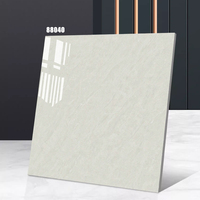 Ventes chaudes : Carrelage en marbre poli moderne 80x80cm, style moderne et minimaliste pour salons
