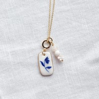 Collier ras du cou en cuivre 18 carats de qualité supérieure, inaltérable, avec pendentifs rétro Lune, Perle, Colombe, Fleur, Étoile, Clé, Nœud – Cadeau pour Femme