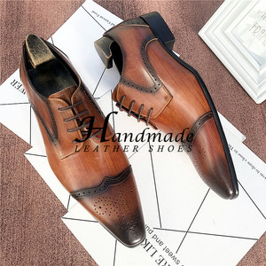 Chaussures habillées en cuir véritable faites à la main pour hommes, style britannique, à bout pointu, à lacets, avec motif brodé - Product Image 4