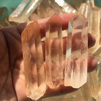 Vente en gros de minéraux rugueux, spécimen de graine de lémurier, naturel, blanc, clair, quartz, cristal brut, points pour la guérison