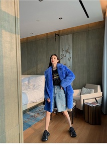 Cappotto invernale <span class=keywords><strong>Oversize</strong></span> lungo da donna in pelliccia di montone color cachi e pelliccia di orsacchiotto lavorata - Product Image 4