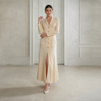 Robe longue élégante pour femme à col en V en spandex à manches longues avec boutons en perles et strass, fente raffinée, haut de gamme et unique