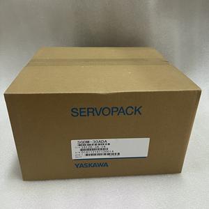 Servoaccionamiento de CA YASKAWA SGDM-30ADA - Product Image 1