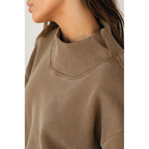 Sudadera de cuello alto con logotipo personalizado al por mayor, sudaderas con capucha de color liso para mujer - Product Image 4