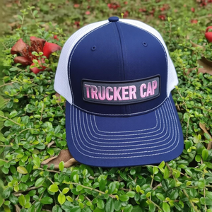 Gorra trucker de malla de 5 paneles unisex personalizada al por mayor, de algodón negro de alta calidad con logo, ideal para deportes. - Product Image 1