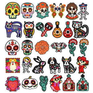 Festa messicana delle scarpe morte regalo di promozione del fascino del giorno della morte del Messico decorazione di scarpe in gomma Dia De Los Muertos Clog Shoe Charms - Product Image 1