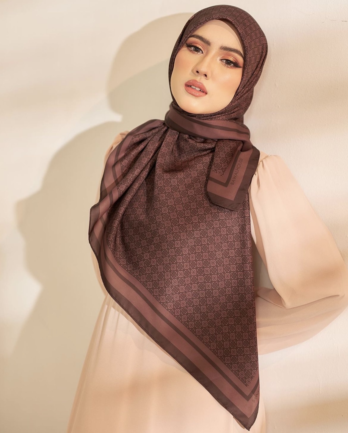duck swarovski shawl