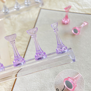 5 piezas de estantes de exhibición de acrílico rosa con forma de corazón para exhibir y sujetar puntas de <span class=keywords><strong>uñas</strong></span> postizas - Product Image 5