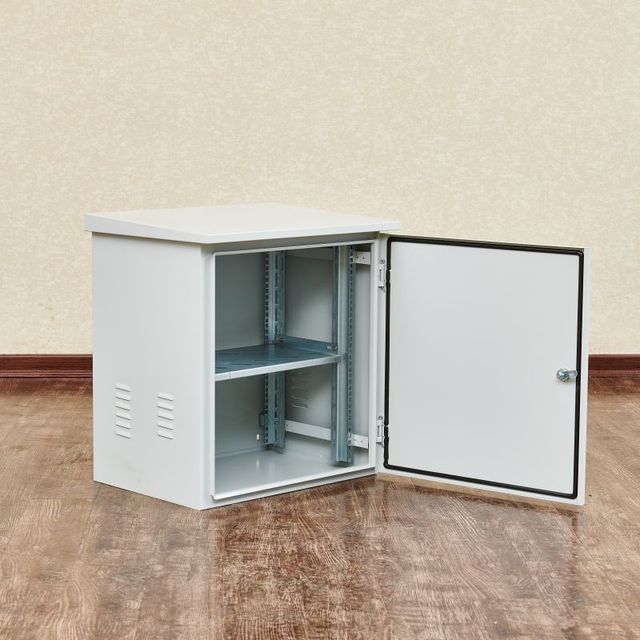 Good Quality IP65 Waterproof Outdoor Wall Mount Enclosure Electrical Cabinet Telecom Equipment Outdoor Cabinet