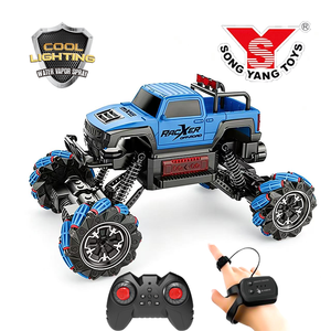 Voiture télécommandée RC 2,4 GHz 1:12, véhicule tout-terrain, jouet, voiture de cascade 4x4 avec programmation, pulvérisation, musique et LED pour enfants - Product Image 1