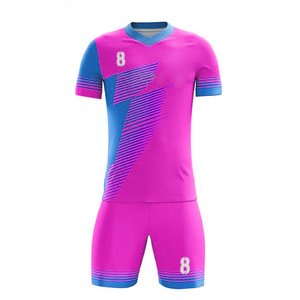 Camiseta de fútbol sublimable para hombre, de manga corta, cuello en V, de secado rápido, 100% poliéster, personalizada con impresión, gran venta. - Product Image 4