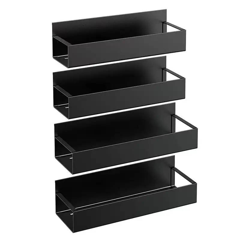 Set nero da quattro pezzi