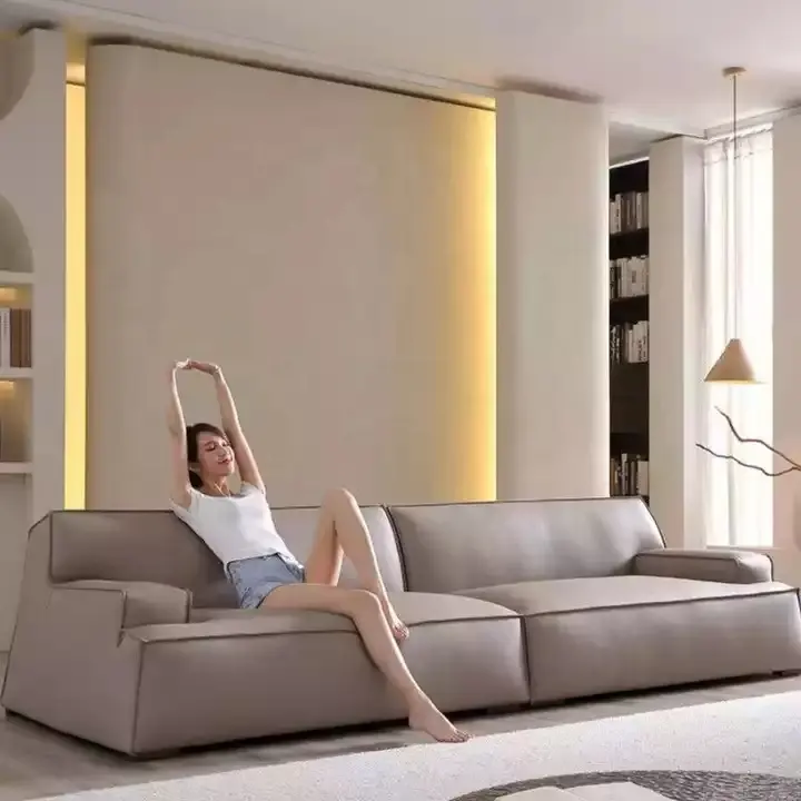 Nuovo Design minimalista italiano In pelle di cuoio strato di vacchetta soggiorno nella linea di luce moderna divano italiano di lusso