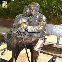 Statue de couple âgé en bronze grandeur nature assis sur un banc, design personnalisé, décoration extérieure, en vente