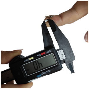 Juego de Escobillas de Carbón Pequeñas para Taladro de Uñas UP200, Escobillas de Carbón de 2.4mm * 2.4mm * 3.5mm para UG12/SUG12, 1 Pieza - Product Image 3